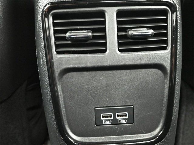 2023 Chrysler 300 300S RWD - 22948329 - 17