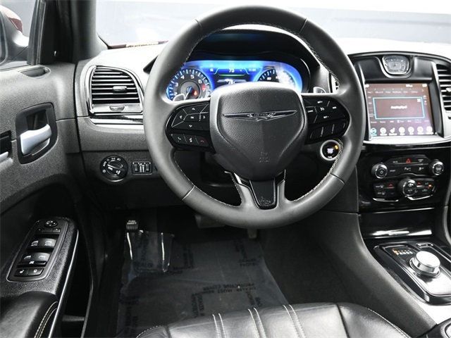 2023 Chrysler 300 300S RWD - 22948329 - 22