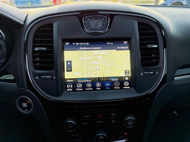 2023 Chrysler 300 300S RWD - 22951533 - 15