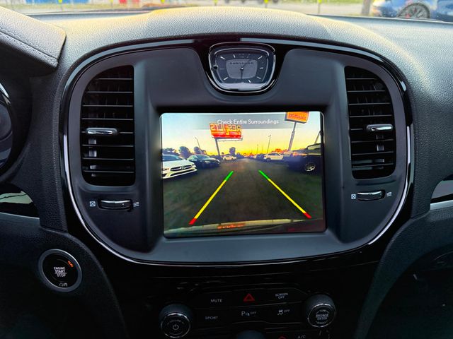 2023 Chrysler 300 300S RWD - 22951533 - 17