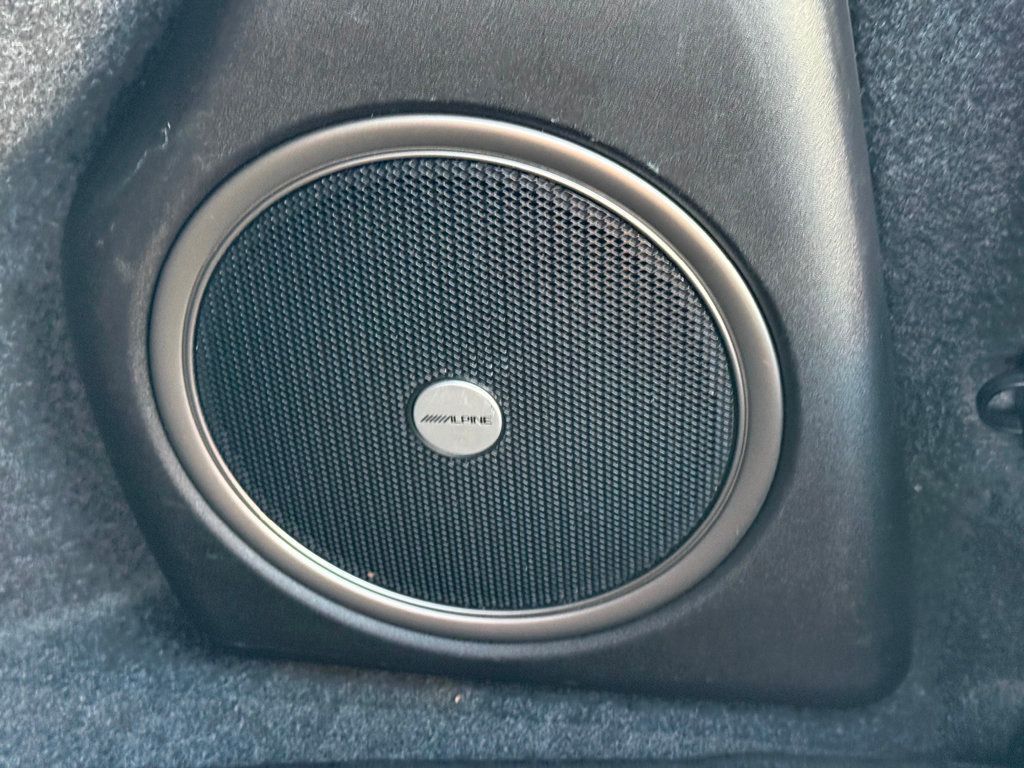 2023 Chrysler 300 300S RWD - 22951533 - 27