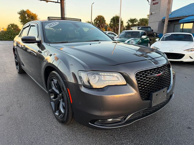 2023 Chrysler 300 300S RWD - 22951533 - 2