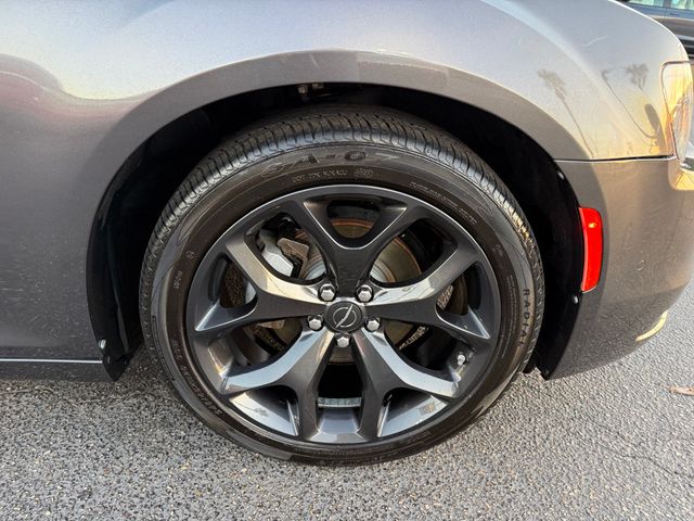 2023 Chrysler 300 300S RWD - 22951533 - 35