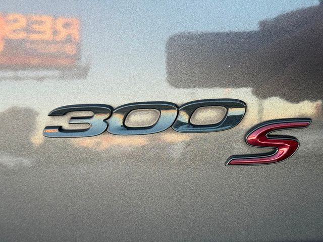 2023 Chrysler 300 300S RWD - 22951533 - 8