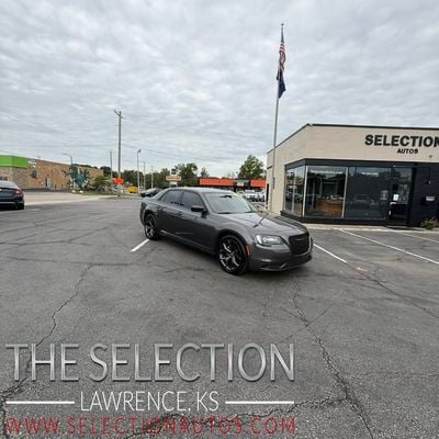 2023 Chrysler 300