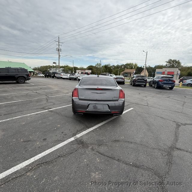 2023 Chrysler 300 TOURING 300 W/SPORT APPEARANCE PKG - 23074962 - 11