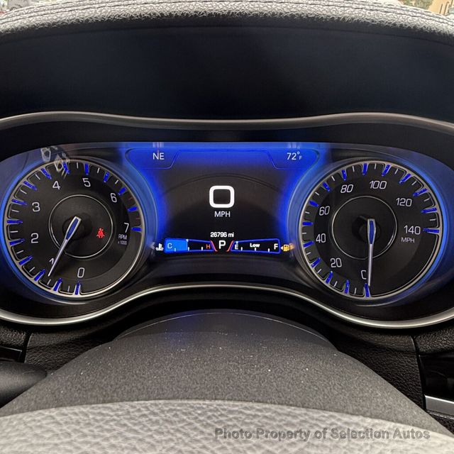 2023 Chrysler 300 TOURING 300 W/SPORT APPEARANCE PKG - 23074962 - 27