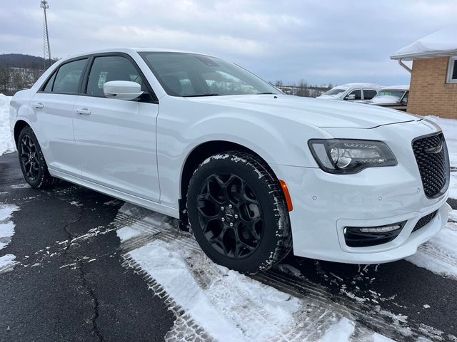 2023 Chrysler 300 Touring L All Wheel Drive 1-Owner Estate Car - 22979785 - 0