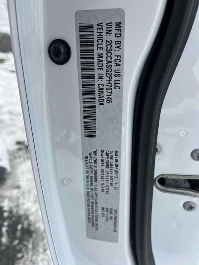 2023 Chrysler 300 Touring L All Wheel Drive 1-Owner Estate Car - 22979785 - 14