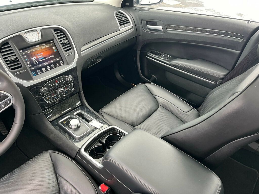 2023 Chrysler 300 Touring L All Wheel Drive 1-Owner Estate Car - 22979785 - 21