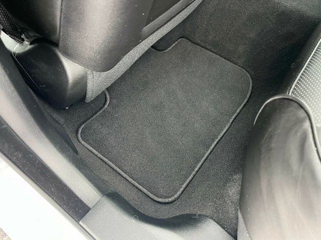 2023 Chrysler 300 Touring L All Wheel Drive 1-Owner Estate Car - 22979785 - 22