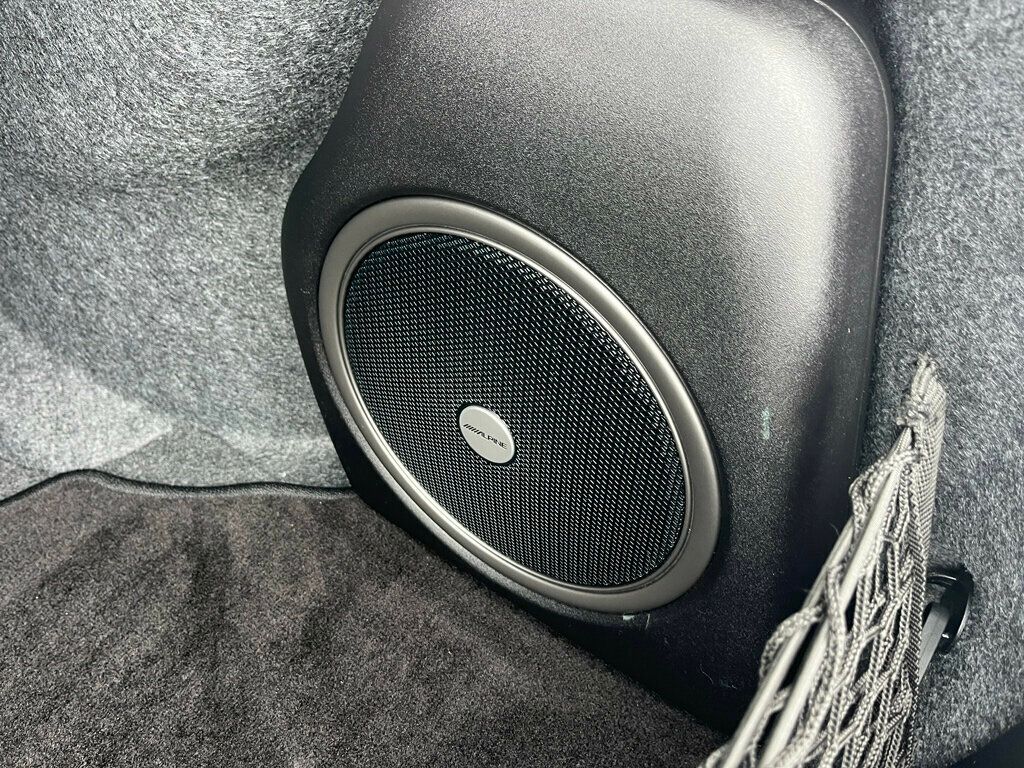 2023 Chrysler 300 Touring L All Wheel Drive 1-Owner Estate Car - 22979785 - 23