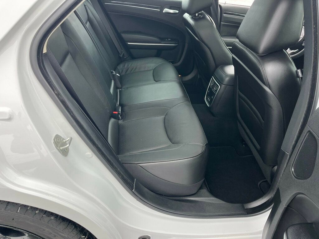 2023 Chrysler 300 Touring L All Wheel Drive 1-Owner Estate Car - 22979785 - 27