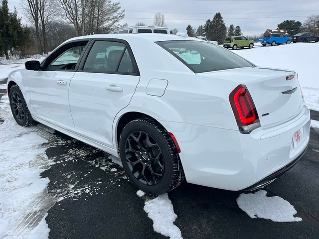2023 Chrysler 300 Touring L All Wheel Drive 1-Owner Estate Car - 22979785 - 6