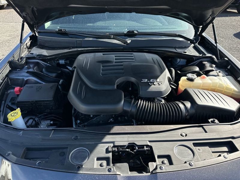 2023 Chrysler 300 Touring L RWD - 22968353 - 20