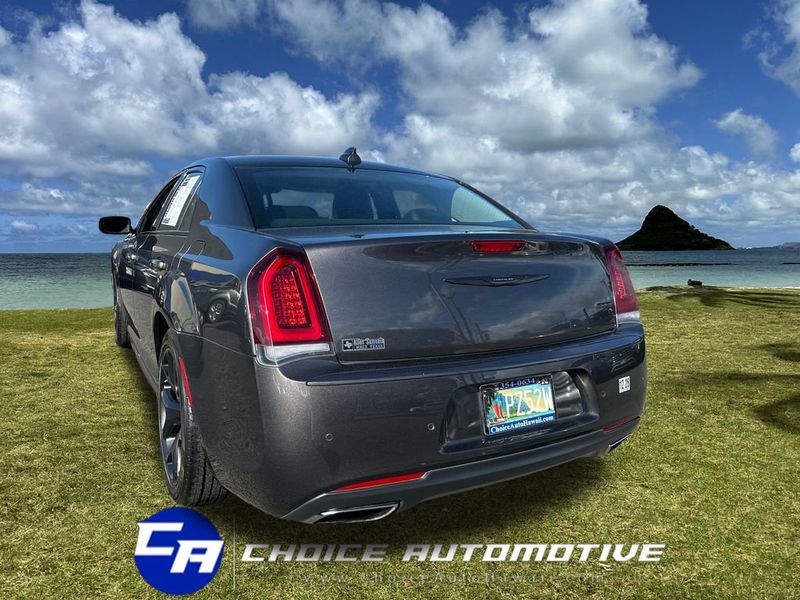 2023 Chrysler 300 Touring L RWD - 22968353 - 4