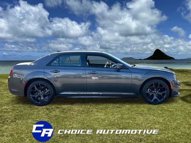 2023 Chrysler 300 Touring L RWD - 22968353 - 8