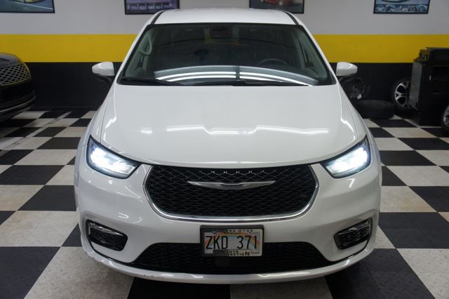 2023 Chrysler Pacifica 1-Owner,Touring L - 22830847 - 10