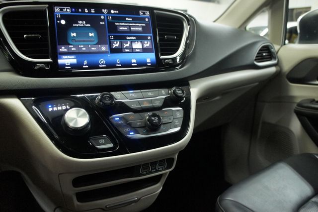 2023 Chrysler Pacifica 1-Owner,Touring L - 22830847 - 20