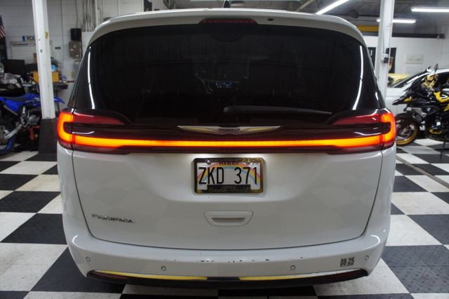 2023 Chrysler Pacifica 1-Owner,Touring L - 22830847 - 31
