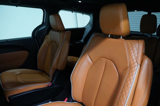 2023 Chrysler Pacifica Hybrid Pinnacle - 22935062 - 11