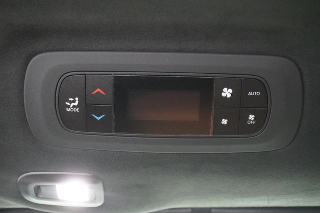 2023 Chrysler Pacifica Hybrid Pinnacle - 22935062 - 13