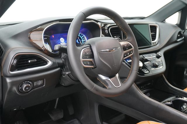 2023 Chrysler Pacifica Hybrid Pinnacle - 22935062 - 8