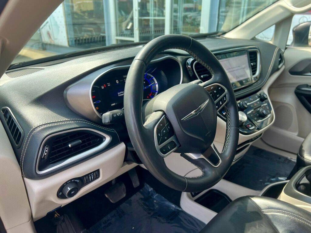 2023 Chrysler Pacifica Hybrid Touring L FWD - 23000498 - 14