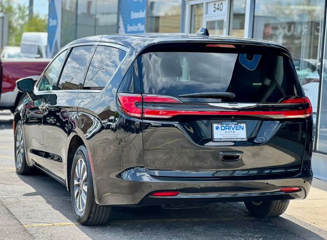 2023 Chrysler Pacifica Hybrid Touring L FWD - 23000498 - 2