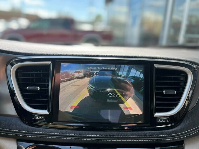 2023 Chrysler Pacifica Hybrid Touring L FWD - 23000498 - 31