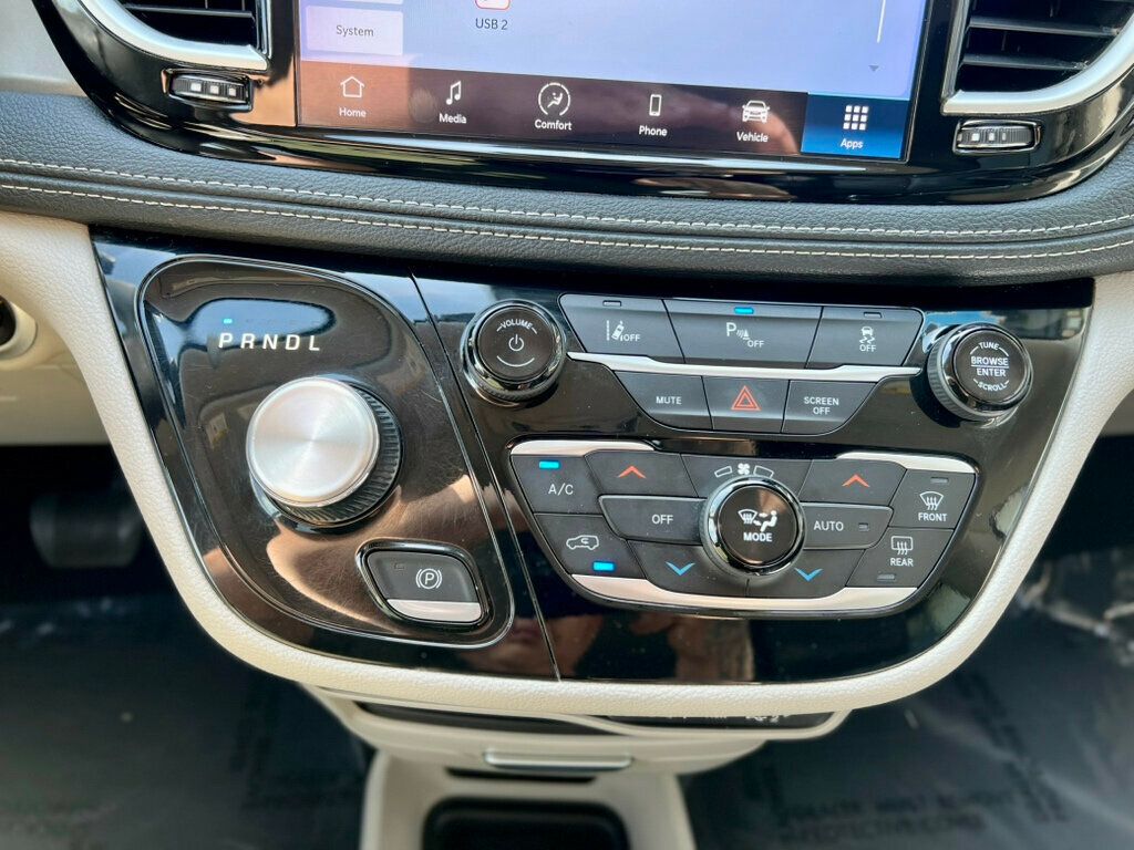 2023 Chrysler Pacifica Hybrid Touring L FWD - 23000498 - 32
