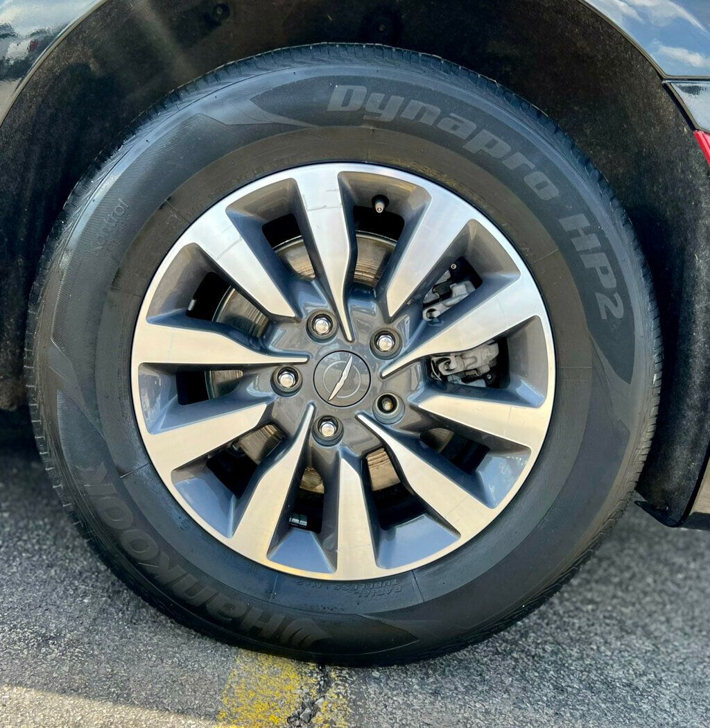 2023 Chrysler Pacifica Hybrid Touring L FWD - 23000498 - 34