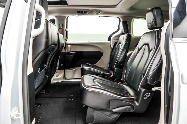 2023 Chrysler Pacifica Limited FWD - 22996956 - 17