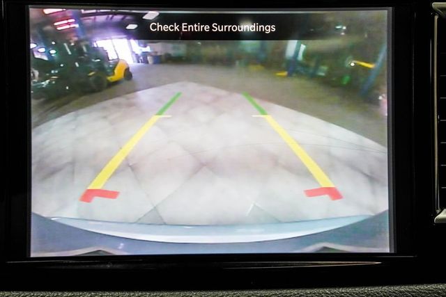 2023 Chrysler Pacifica Limited FWD - 22996956 - 33