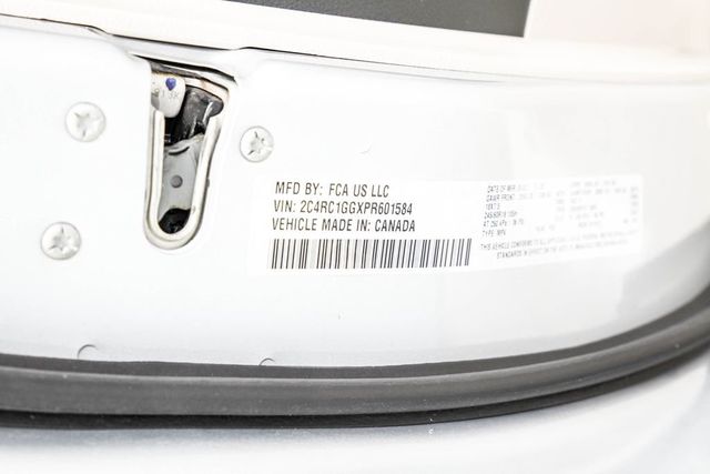 2023 Chrysler Pacifica Limited FWD - 22996956 - 45