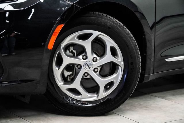 2023 Chrysler Pacifica Limited FWD - 22996958 - 2