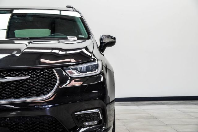 2023 Chrysler Pacifica Limited FWD - 22996958 - 3