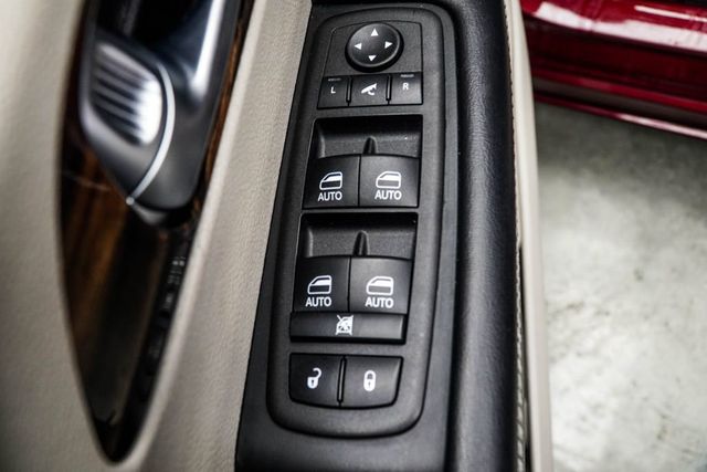 2023 Chrysler Pacifica Limited FWD - 22997007 - 32