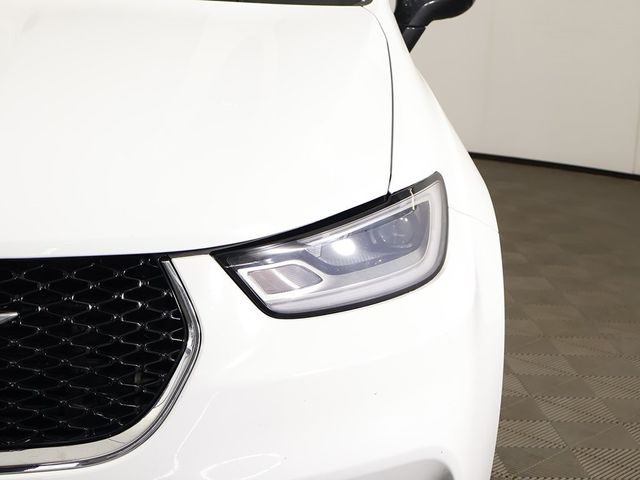 2023 Chrysler Pacifica Limited FWD - 22993497 - 17