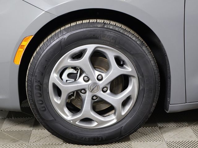 2023 Chrysler Pacifica Limited FWD - 22994213 - 28