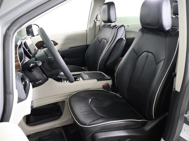 2023 Chrysler Pacifica Limited FWD - 22994213 - 35