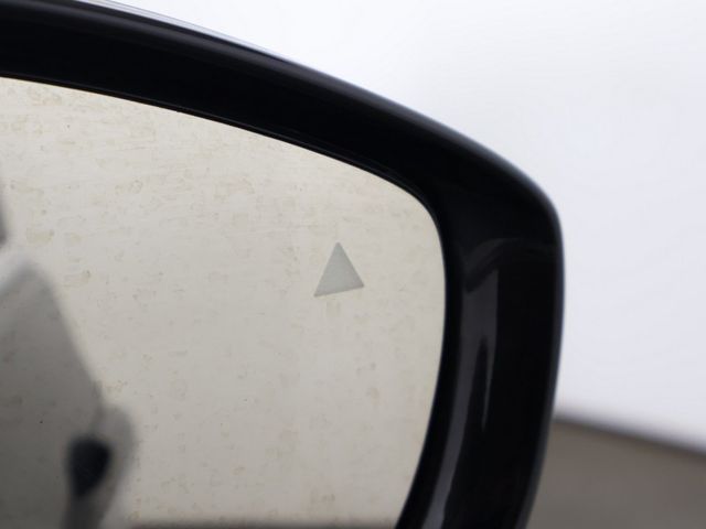 2023 Chrysler Pacifica Limited FWD - 22994213 - 44