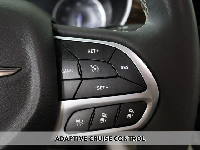 2023 Chrysler Pacifica Limited FWD - 22994213 - 4