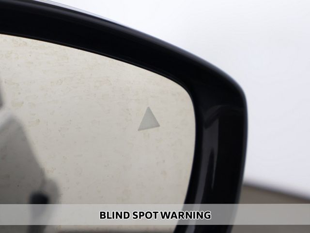 2023 Chrysler Pacifica Limited FWD - 22994213 - 5