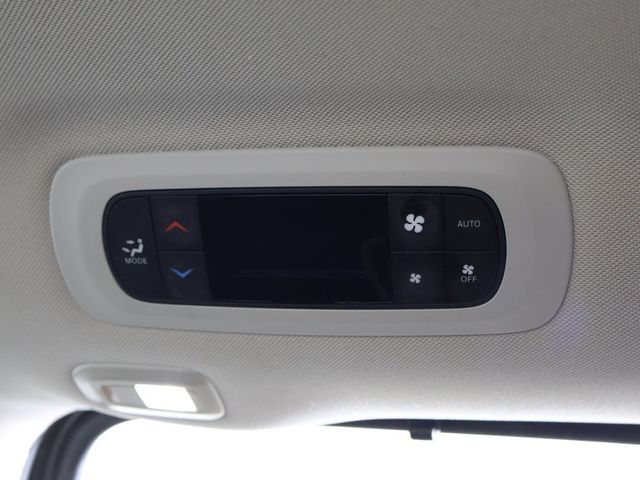 2023 Chrysler Pacifica Limited FWD - 22994213 - 61