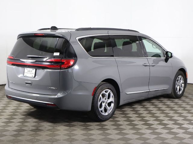 2023 Chrysler Pacifica Limited FWD - 23010865 - 13