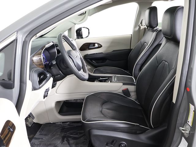 2023 Chrysler Pacifica Limited FWD - 23010865 - 30