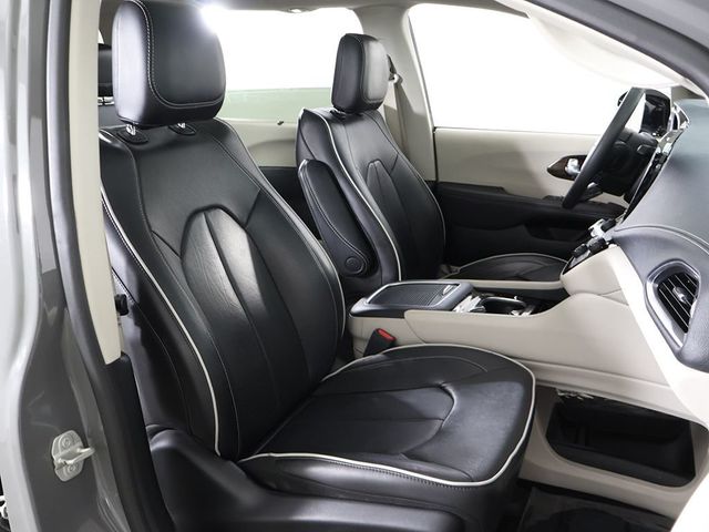 2023 Chrysler Pacifica Limited FWD - 23010865 - 33
