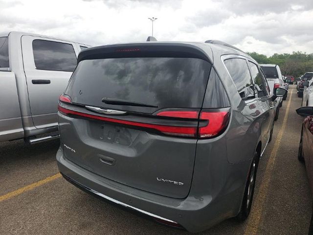 2023 Chrysler Pacifica Limited FWD - 23010865 - 3