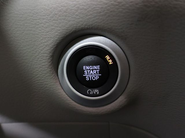 2023 Chrysler Pacifica Limited FWD - 23010865 - 44